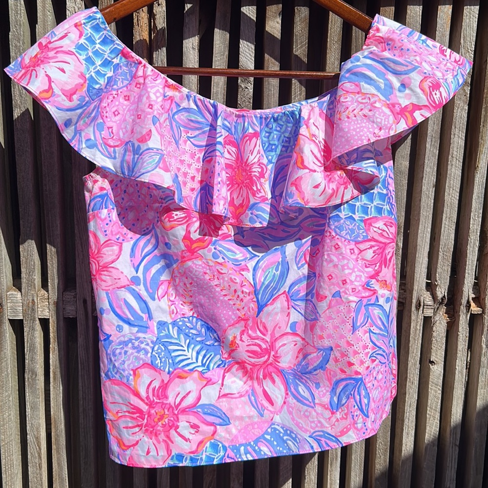 Lilly Pulitzer Zeldie One
Shoulder Ruffle Blouse Cotton
XS NWT cotton